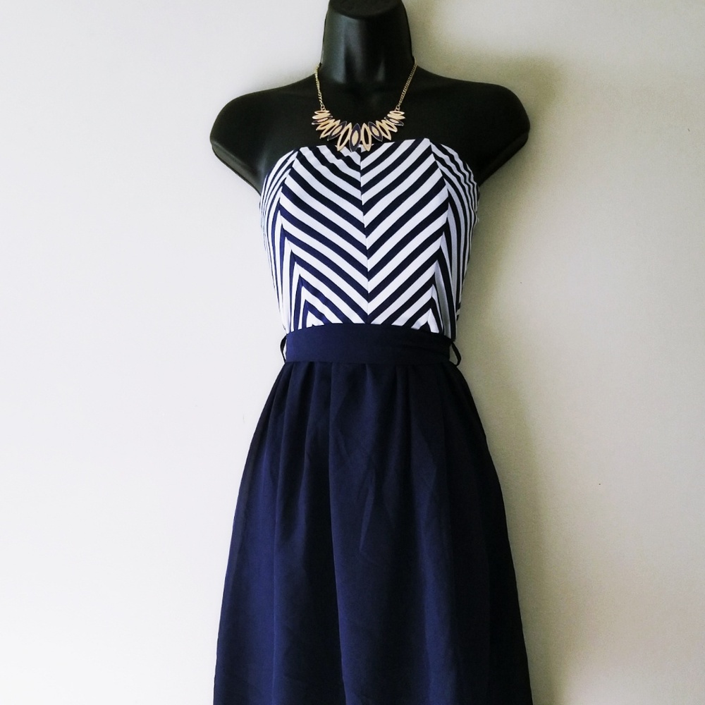 Navy Blue & White Ladies Tube Tail Dress Small